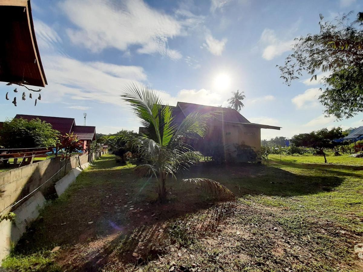 Gardenhomeresortkohjum Koh Jum Exteriör bild