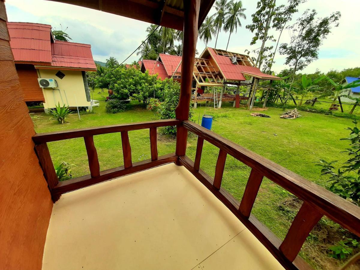 Gardenhomeresortkohjum Koh Jum Exteriör bild